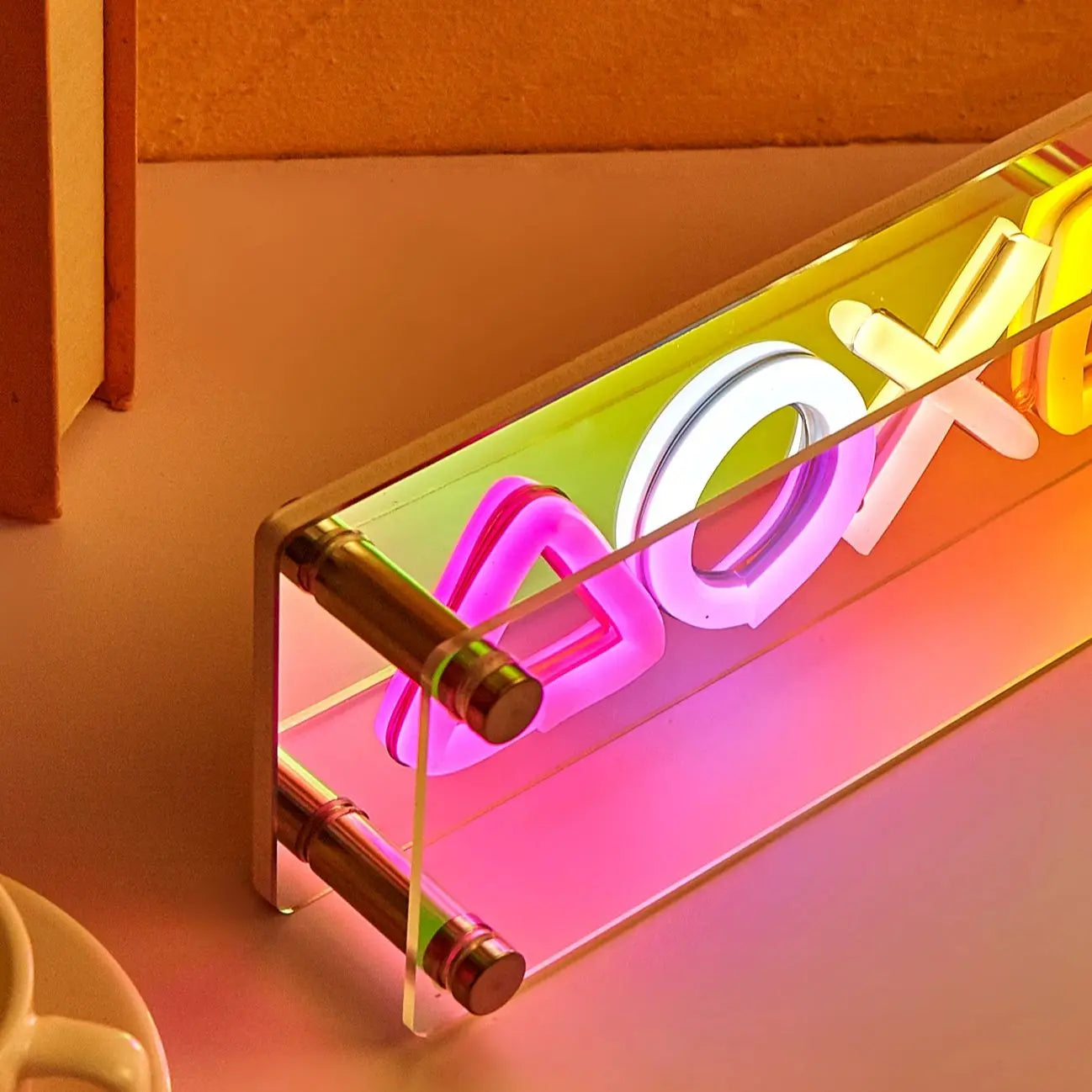 1Pc New Trend XOXO LED Infinity Mirror Light Wall Mounted& Table Mounted USB Powered Decor Room Decor Light